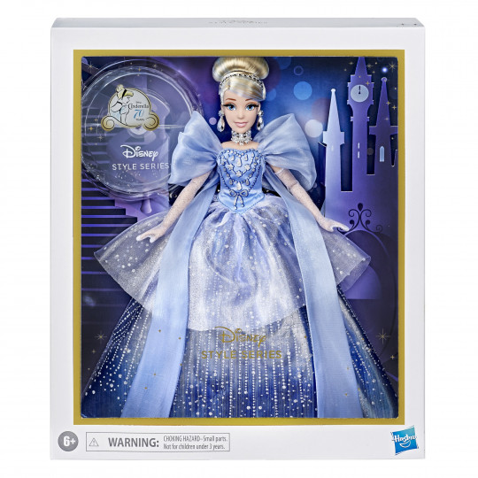 Disney Princess Style Series Holiday Style Cinderella (E9043)