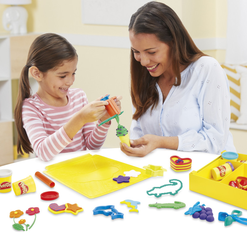 Play-Doh Bulk Tools And Storage Set (E9099)