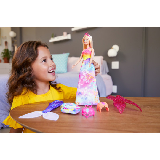 Barbie Dreamtopia Dress Up Gift Set (GJK40)